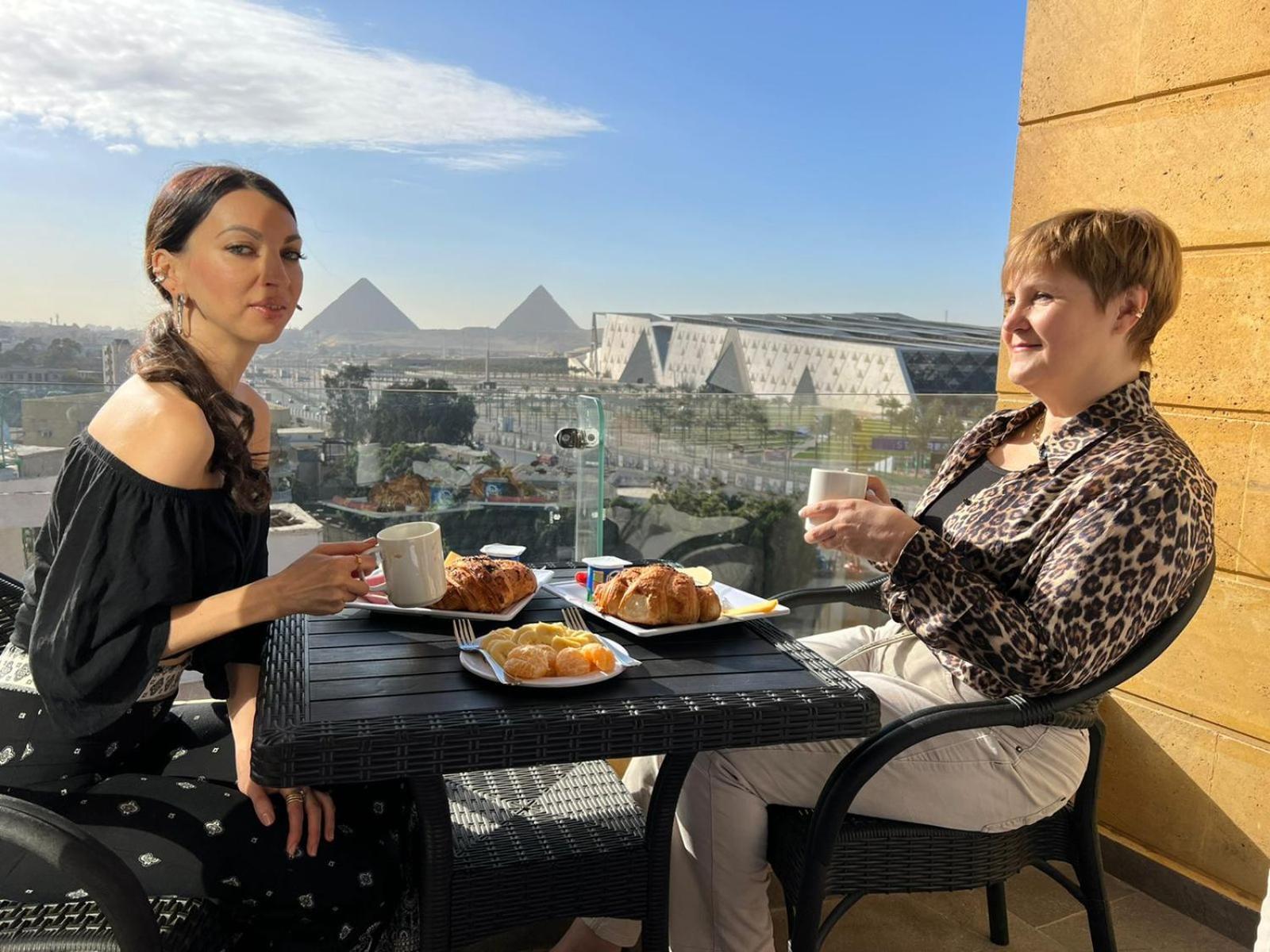 Nazlat as Sammān Asia Grand Museum & Pyramids View المظهر الخارجي الصورة